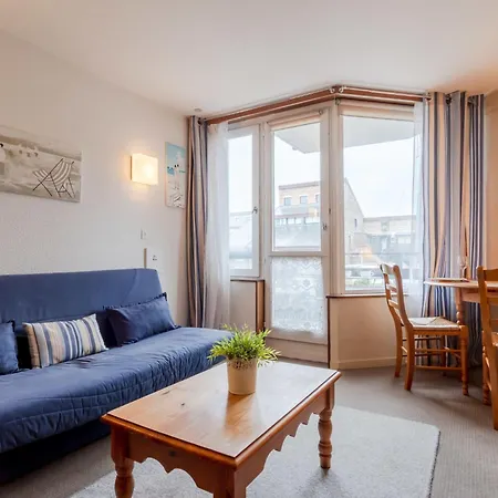 Apartment Les Marinas-15 By Interhome Deauville