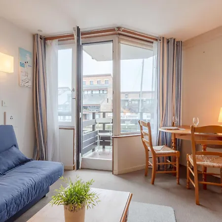 公寓 Les Marinas-15 By Interhome