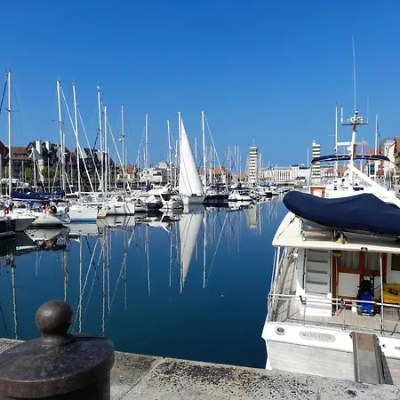 公寓 Les Marinas-15 By Interhome